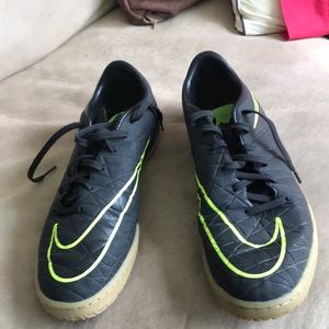 Nike indoor soccer shoes